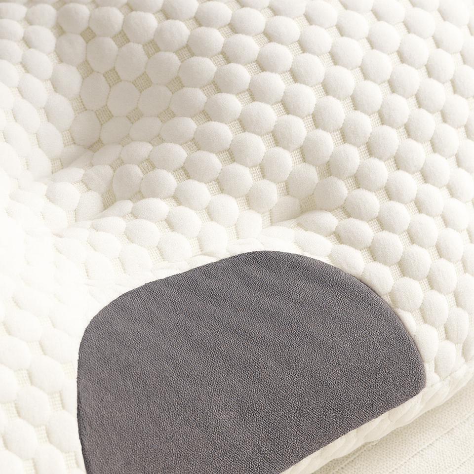 Calyvra Schlafkissen – Weil erholsamer Schlaf kein Luxus sein sollte.